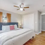 Relaxing Beachy Denver Home With King Bed